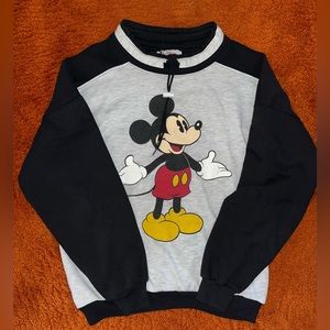 Disney Fashions Vintage Mickey Mouse Pullover Size L/XL